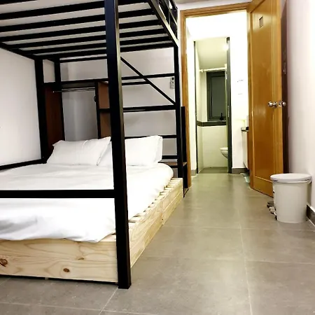 Zvillage Ncc - Modern Townhouse In District 1 Ho Chi Minh City Exterior photo