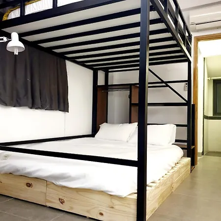 Zvillage Ncc - Modern Townhouse In District 1 Ho Chi Minh City Exterior photo