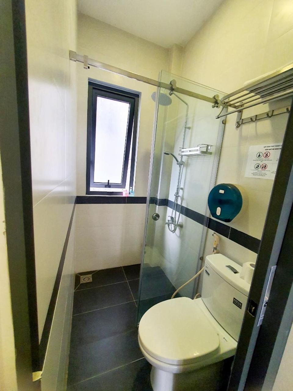 Проживание в семье Zvillage Ncc - Modern Townhouse In District 1 *