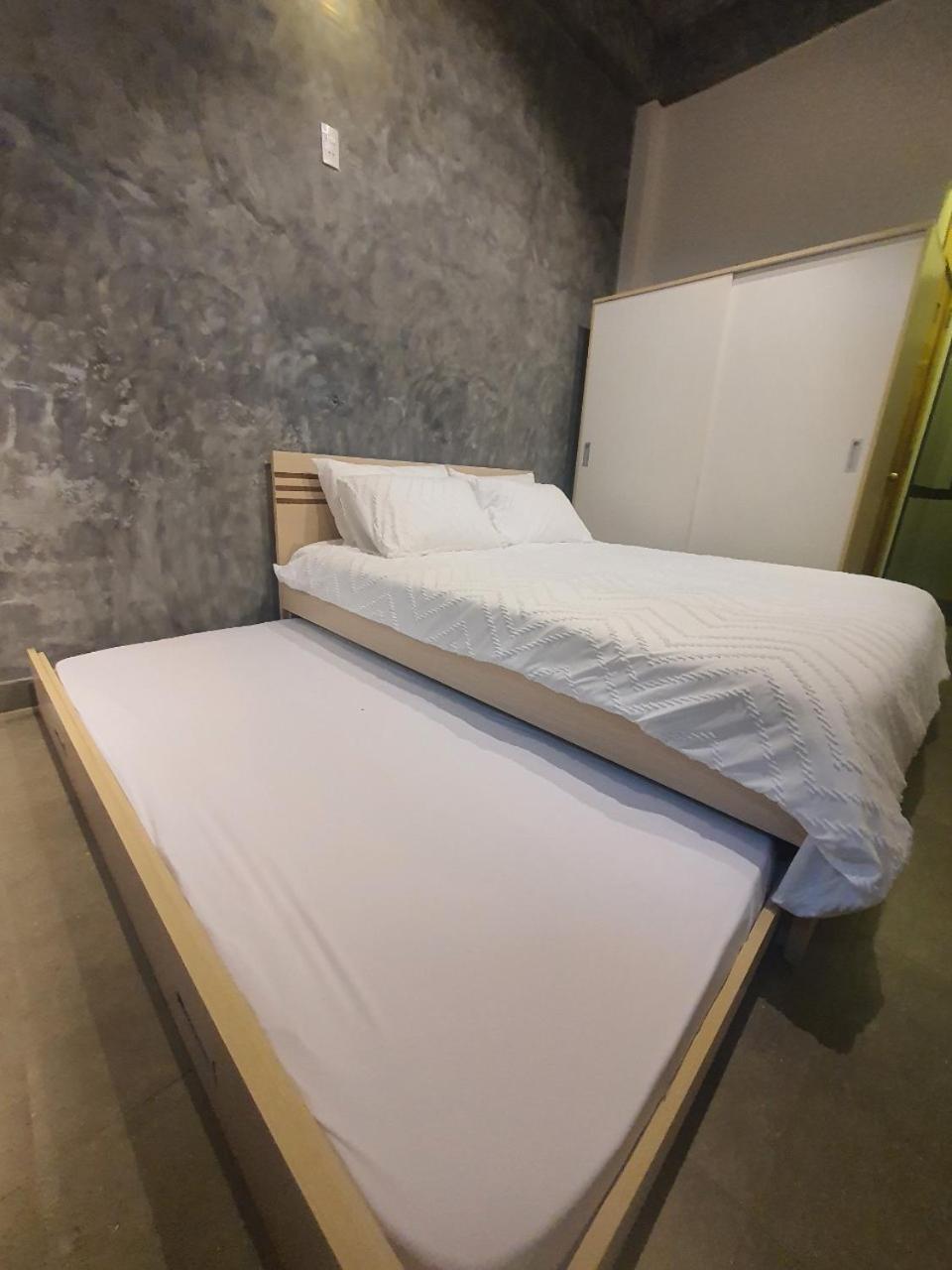 Zvillage Ncc - Modern Townhouse In District 1 Проживание в семье Хошимин